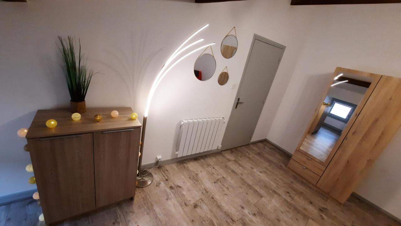 Suite 3 Pieces Chambre+Cuisine+Sdb Centre Ville Privas Bagian luar foto